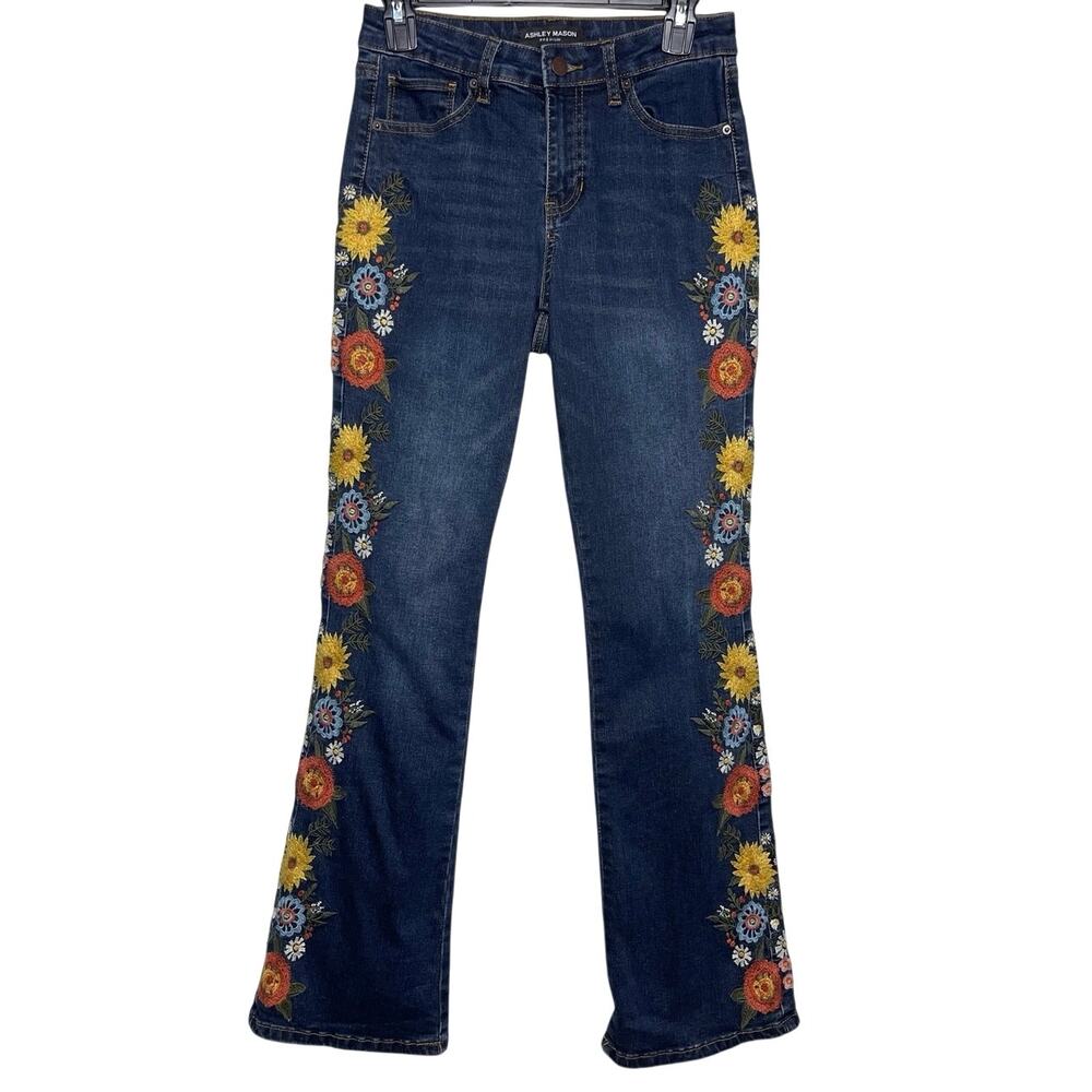ASHLEY MASON PREMIUM Women’s Boho Floral Embroidered Flare Jeans